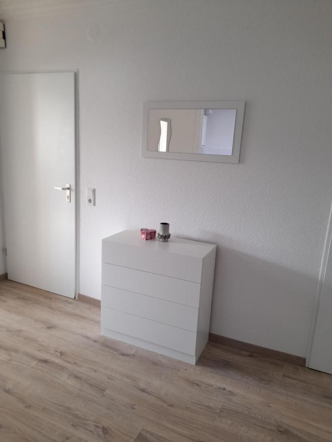 Ferienwohnung In Lemgo-Brake, 3 Zimmer Bagian luar foto
